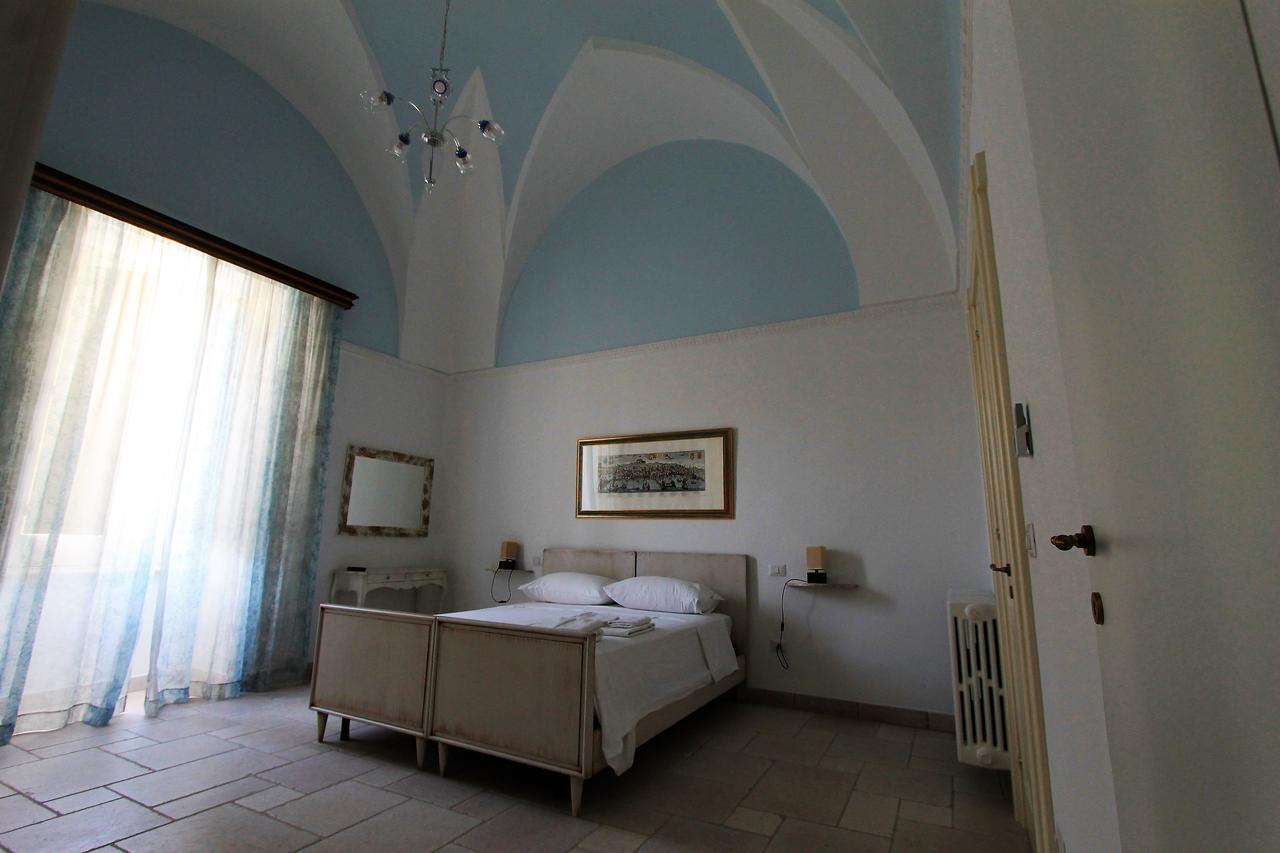 La Casa Del Mercante Racale Bagian luar foto